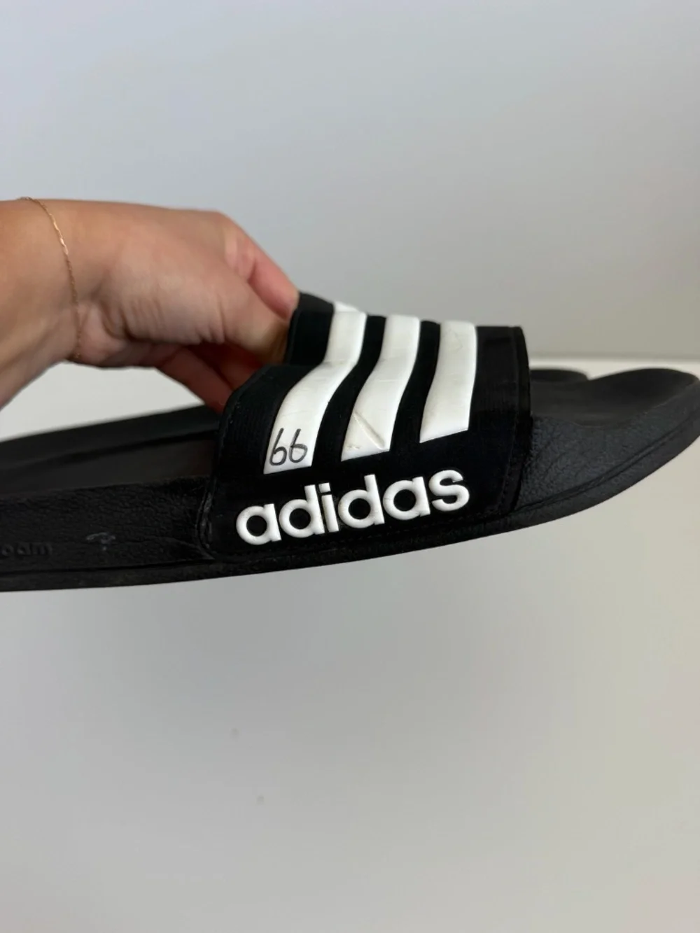Adidas Adilette Comfort Slides